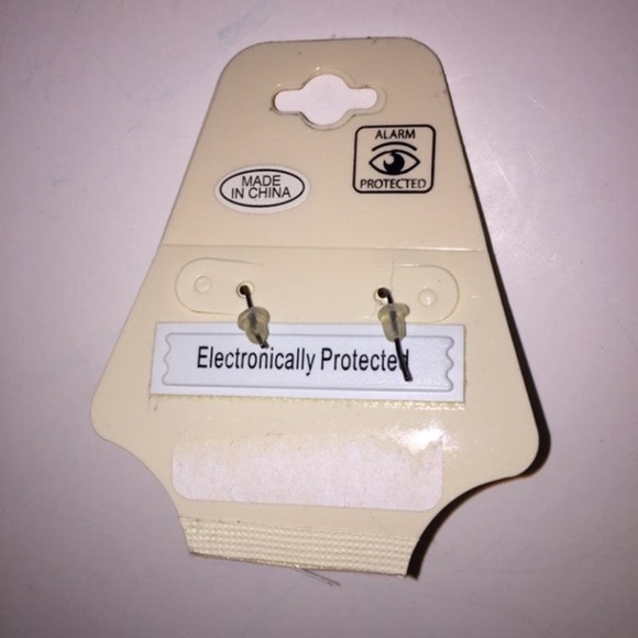 NWT Sophia & Kate Red Dangle Drop Earrings - Picture 2 of 2